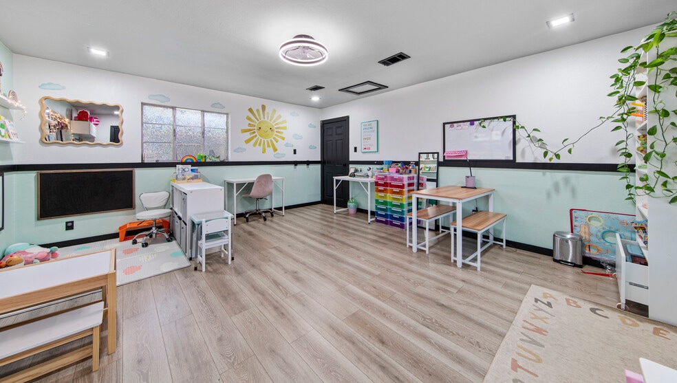 More Photos Of 1612 Pecan Blvd, McAllen Freestanding For Sale