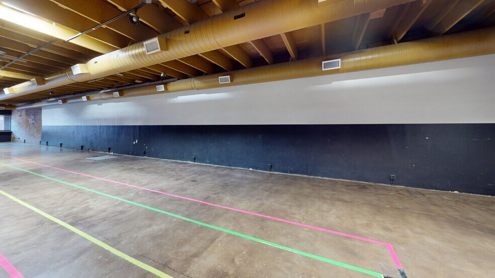 More Photos Of 1023 Broadway, Columbus Storefront For Lease