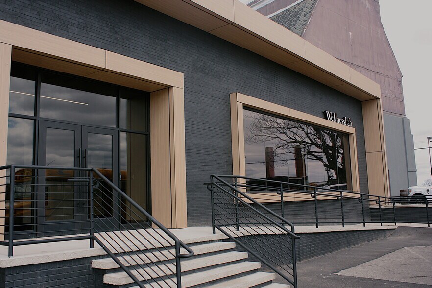 More Photos Of 1344-1350 University Ave, Rochester Research And Development For Lease