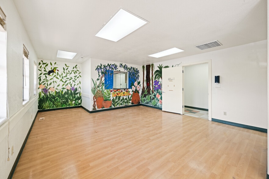 More Photos Of 5295 Sun Valley Boulevard, Sun Valley Medical For Lease