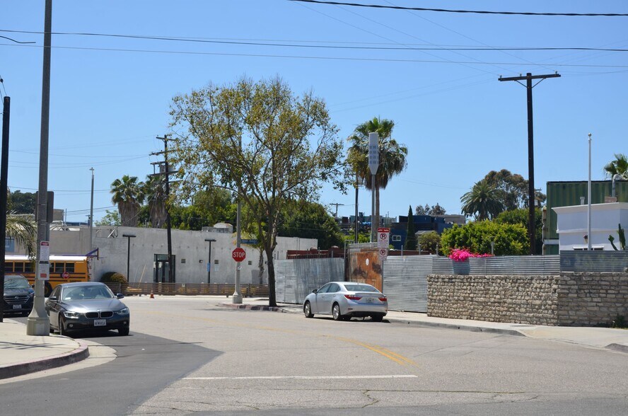 More Photos Of 905 Electric Ave, Venice Unknown For Lease