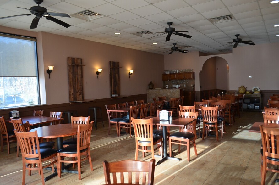 More Photos Of 1900 Route 37, Manchester Freestanding For Lease