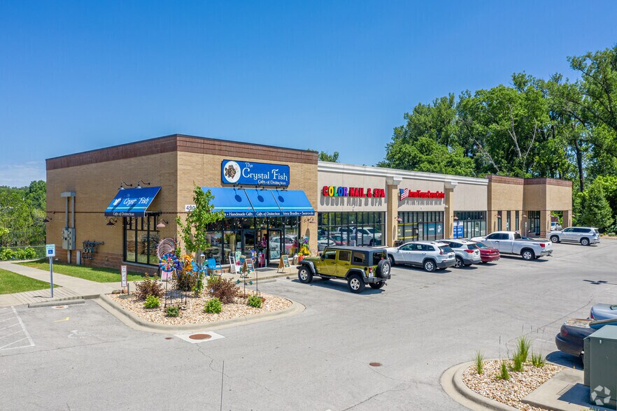 More Photos Of 482-490 Branson Landing Blvd, Branson General Retail For Sale