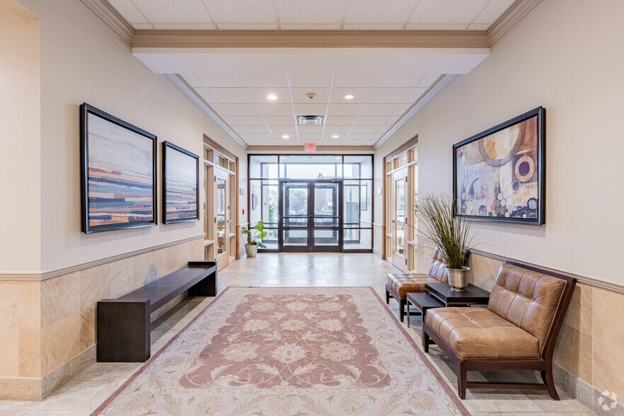 More Photos Of 640 George Washington Hwy, Lincoln Unknown For Sale