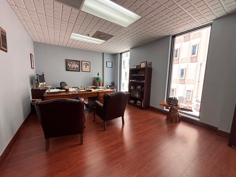 More Photos Of 66-68 W Flagler St, Miami Loft Creative Space For Sale