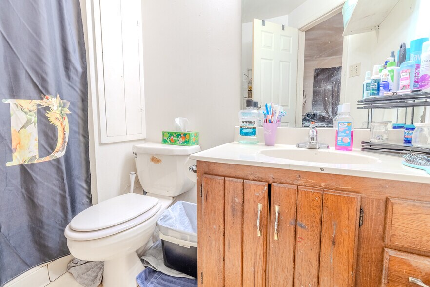 More Photos Of 112 Westinghouse Ave, Wilmerding Storefront Retail Residential For Sale