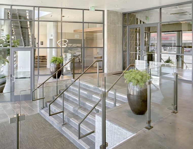 More Photos Of 16450 Redmond Way, Redmond Apartments For Lease