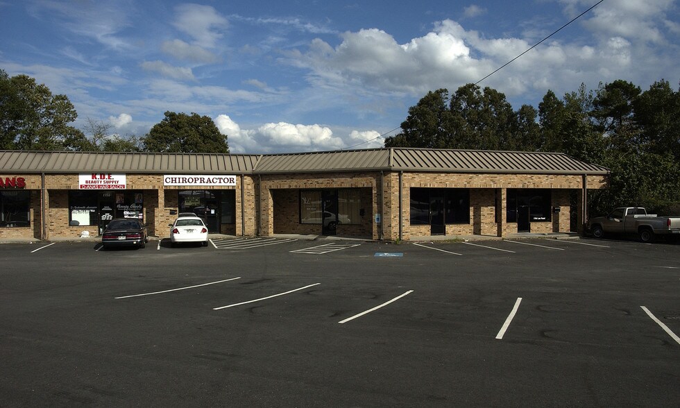 Primary Photo Of 1760 Lee Rd, Douglasville Unknown For Lease
