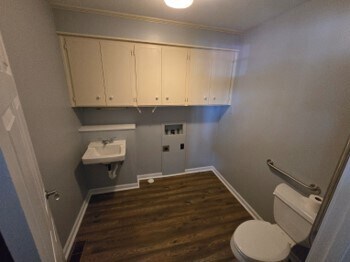 More Photos Of 5836 Reidville Rd, Moore Light Distribution For Lease