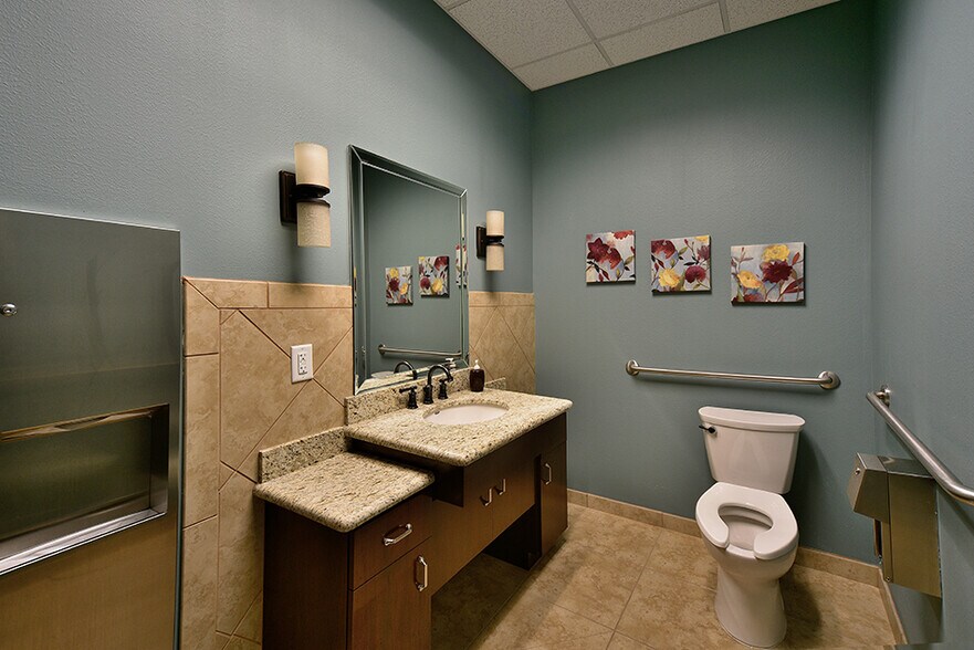 More Photos Of 8105 Kuykendahl Rd, Spring Office For Lease
