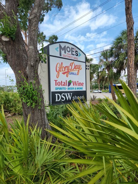 More Photos Of 13711 S Tamiami Trl, Fort Myers Unknown For Lease