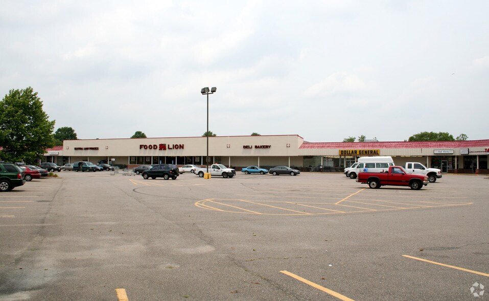 More Photos Of 3208 Holland Rd, Virginia Beach General Retail For Lease