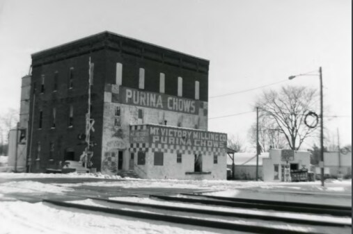 More Photos Of 203 S Main St, Mount Victory Manufacturing For Sale