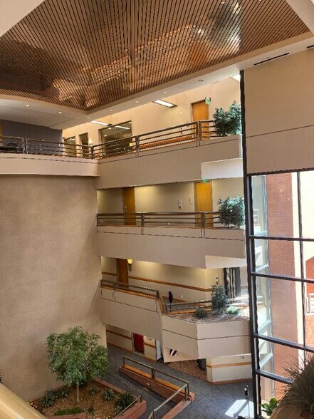 More Photos Of 5555 Peachtree Dunwoody Rd NE, Atlanta Medical For Lease