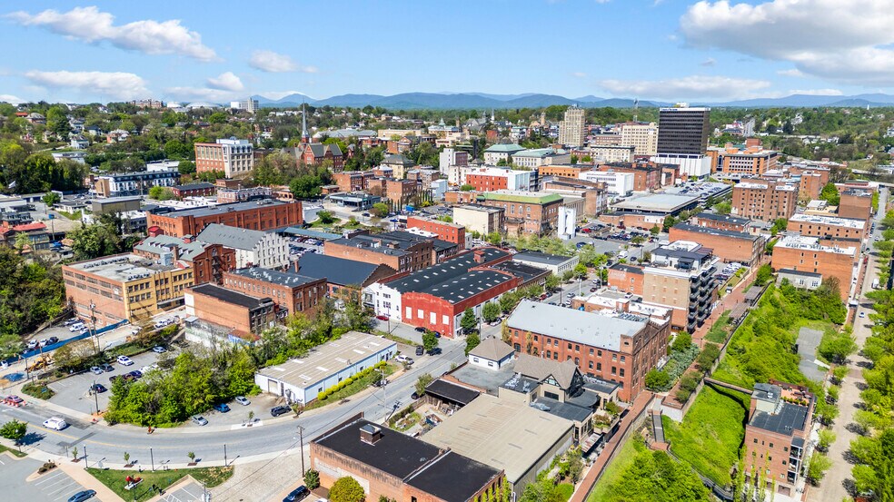 More Photos Of 107 13th St, Lynchburg Warehouse For Sale