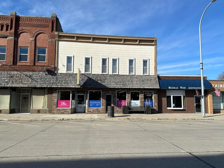 Primary Photo Of 210 N Main St, Clarion Drugstore For Sale