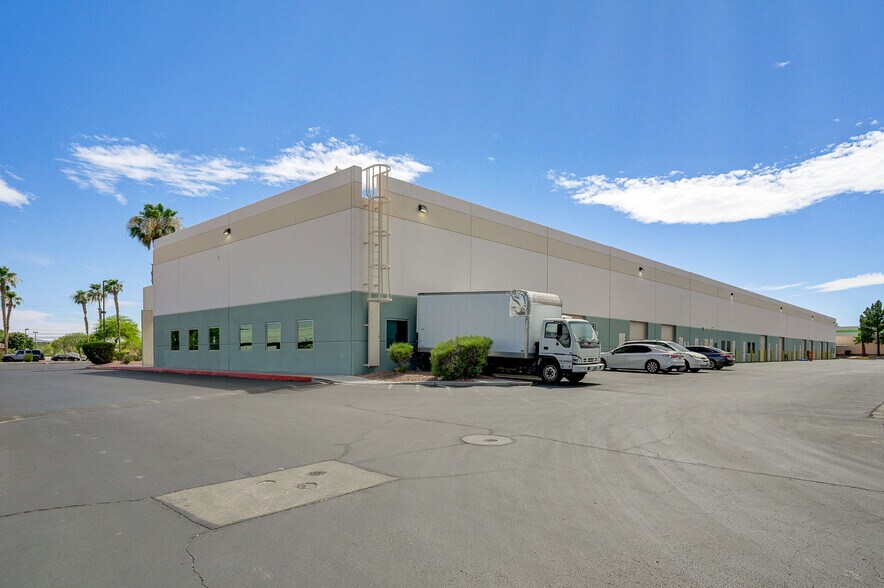 More Photos Of 3068 E Sunset Rd, Las Vegas Warehouse For Sale