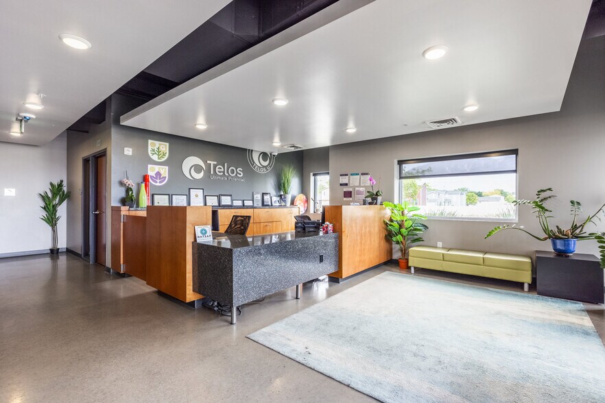 More Photos Of 600 S Geneva Rd, Orem Schools For Sale