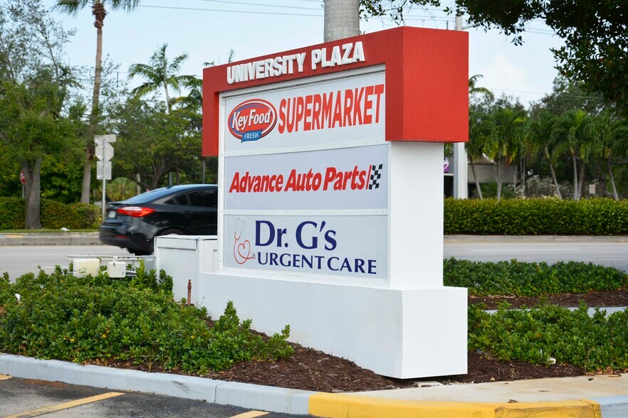 More Photos Of 8255 Sunset Strip, Sunrise Unknown For Lease