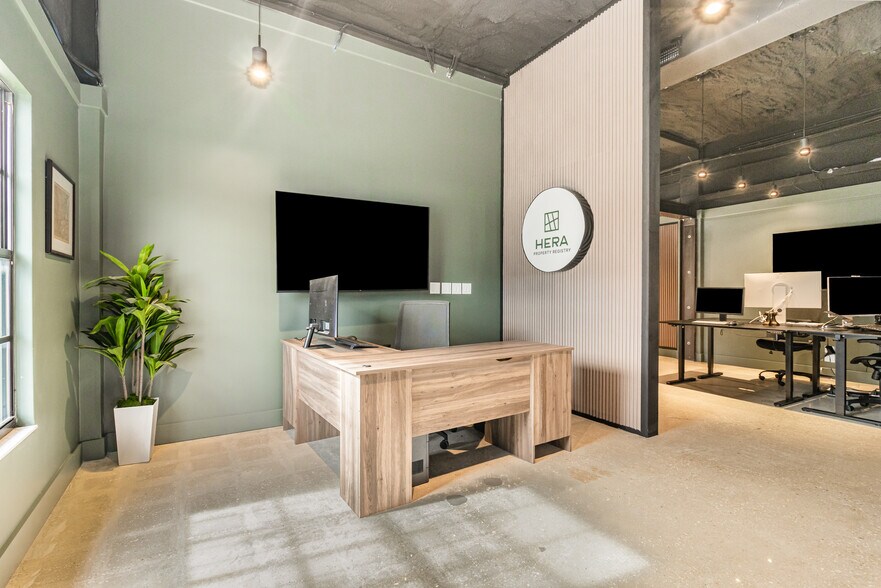 More Photos Of 1917 S Harbor City Blvd, Melbourne Office For Sale