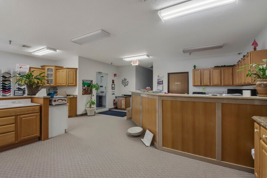 More Photos Of 653 Tower Dr, Cadott Manufacturing For Sale