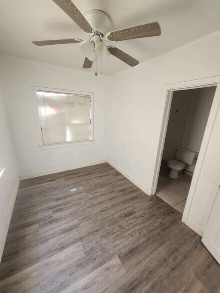 More Photos Of 476 H St, Brawley Apartments For Sale