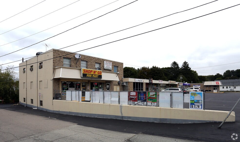 Primary Photo Of 1555-1569 Plainfield Pike, Johnston Storefront Retail Office For Lease