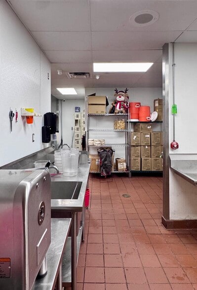 More Photos Of 3201 W Stan Schlueter Loop, Killeen General Retail For Sale