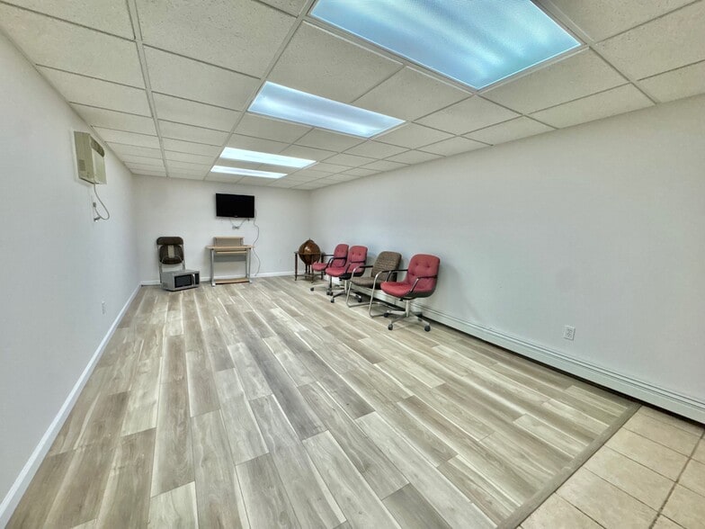 More Photos Of 501 William Floyd Pky, Shirley Office For Sale