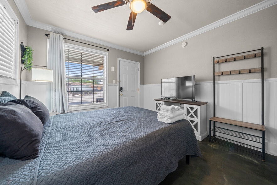 More Photos Of , Ocala Hospitality For Sale