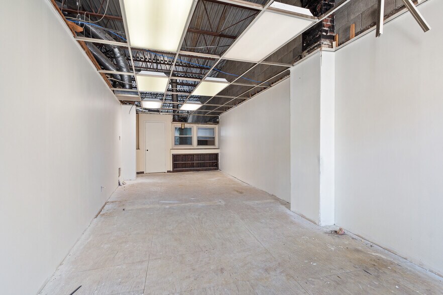 More Photos Of 1045 N Canal St, Pittsburgh Office For Sale