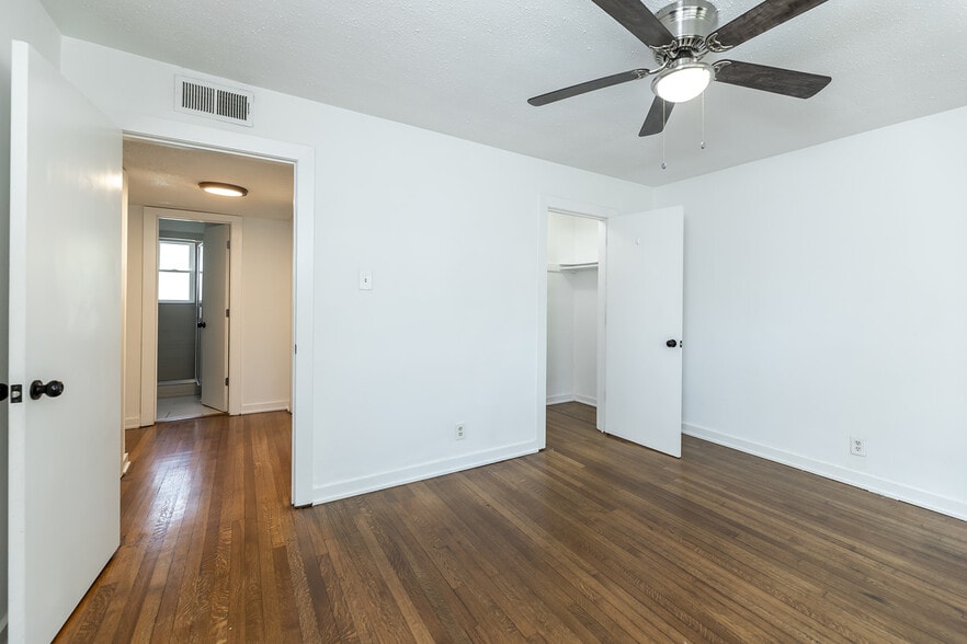 More Photos Of 170 N Hollywood St, Memphis Apartments For Sale