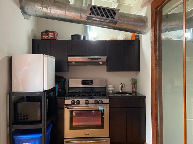 More Photos Of 10 Lackawanna Plz, Montclair Storefront Retail Office For Lease