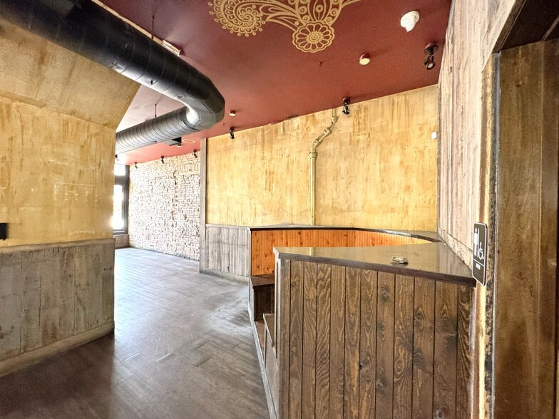 More Photos Of 3480-3496 W 32nd Ave, Denver Restaurant For Lease