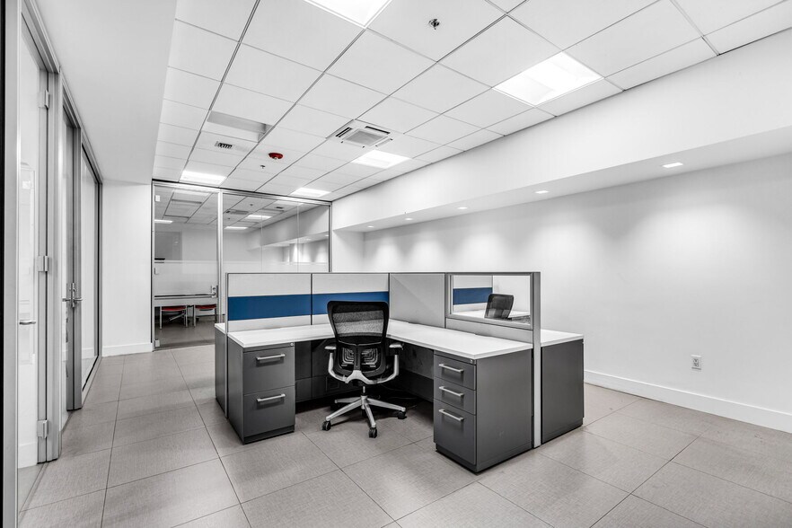 More Photos Of 12800 NW 38th Ave, Opa Locka Warehouse For Lease