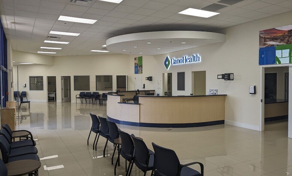 More Photos Of 2839 Carlisle Blvd NE, Albuquerque Freestanding For Sale