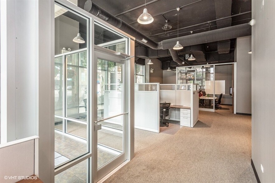 More Photos Of 301-325 W Ohio St, Chicago Apartments For Lease