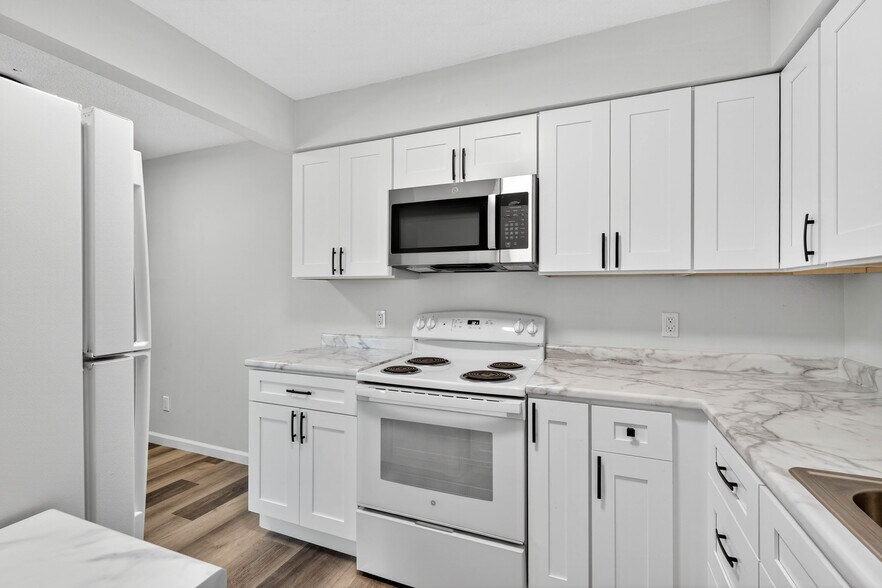 More Photos Of , Granite City Unknown For Sale