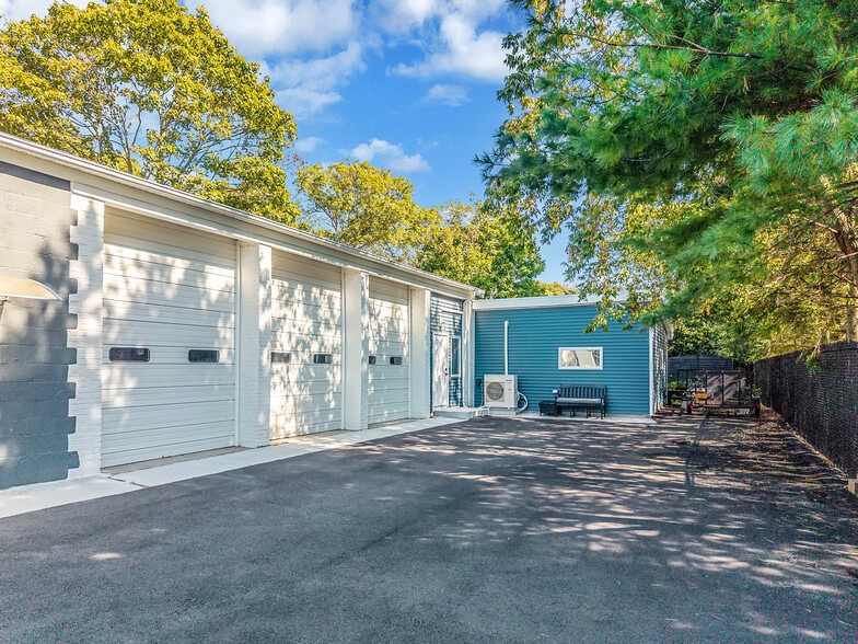 More Photos Of 14-18 Third E Ldl St, Patchogue Flex For Sale