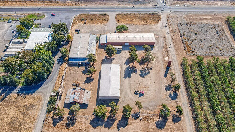 More Photos Of 4520 E Hwy 140, Merced Warehouse For Lease