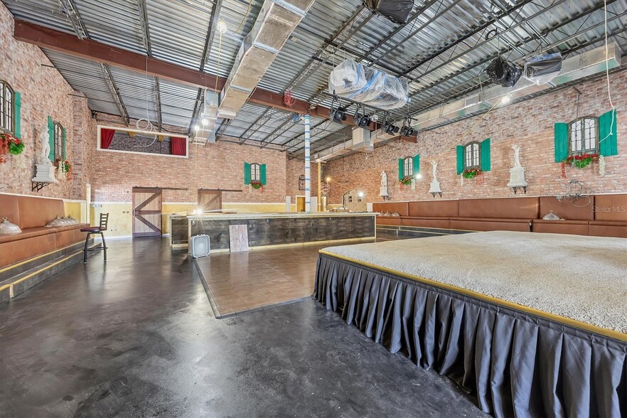 More Photos Of N TAMIAMI TRL NOKOMIS FL 34275, Nokomis General Retail For Sale