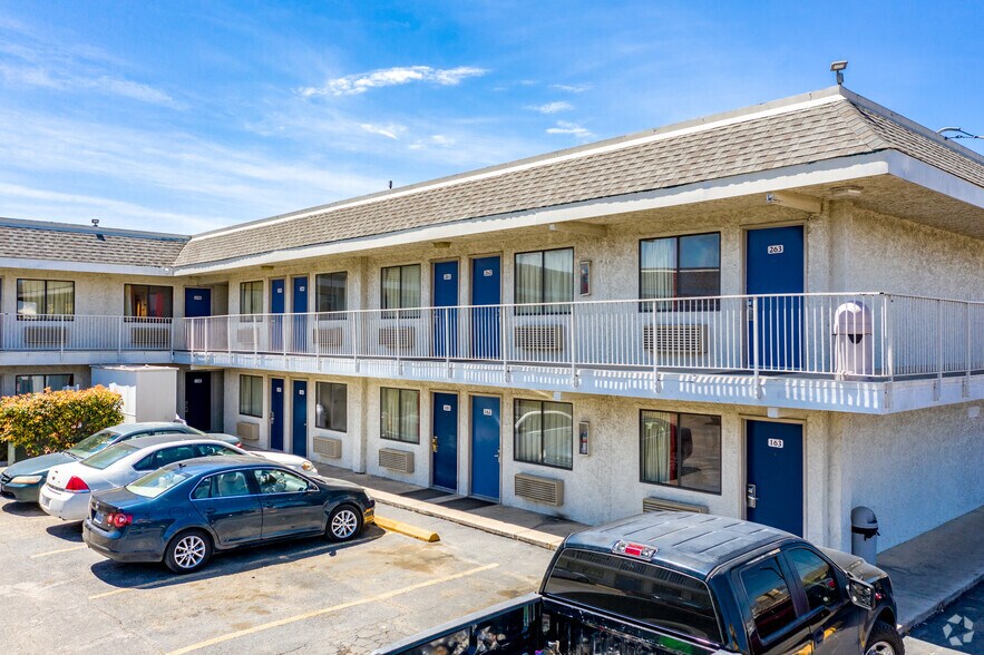 More Photos Of 5522 N Pan Am Expy, San Antonio Hotel For Sale