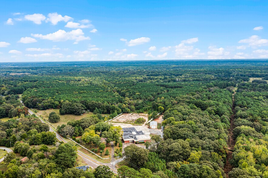 More Photos Of 7110 Highway 190, Dresden Industrial For Sale