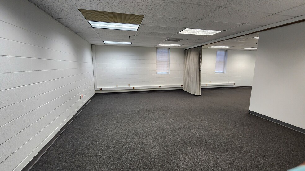 More Photos Of 3600 Formosa Ave, McAllen Distribution For Lease