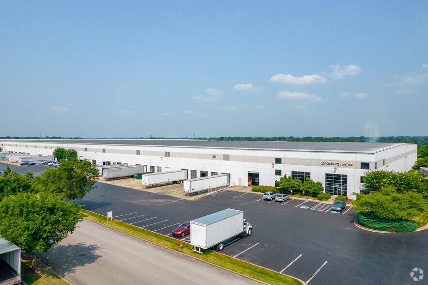 More Photos Of 2300-2375 Midway Ln, Smyrna Distribution For Lease