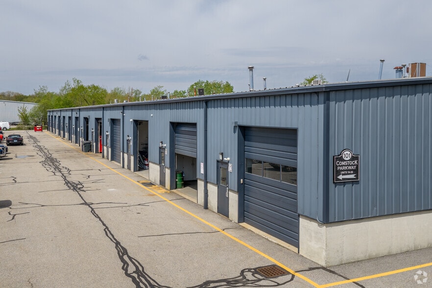 More Photos Of 101 Comstock Pky, Cranston Warehouse For Lease