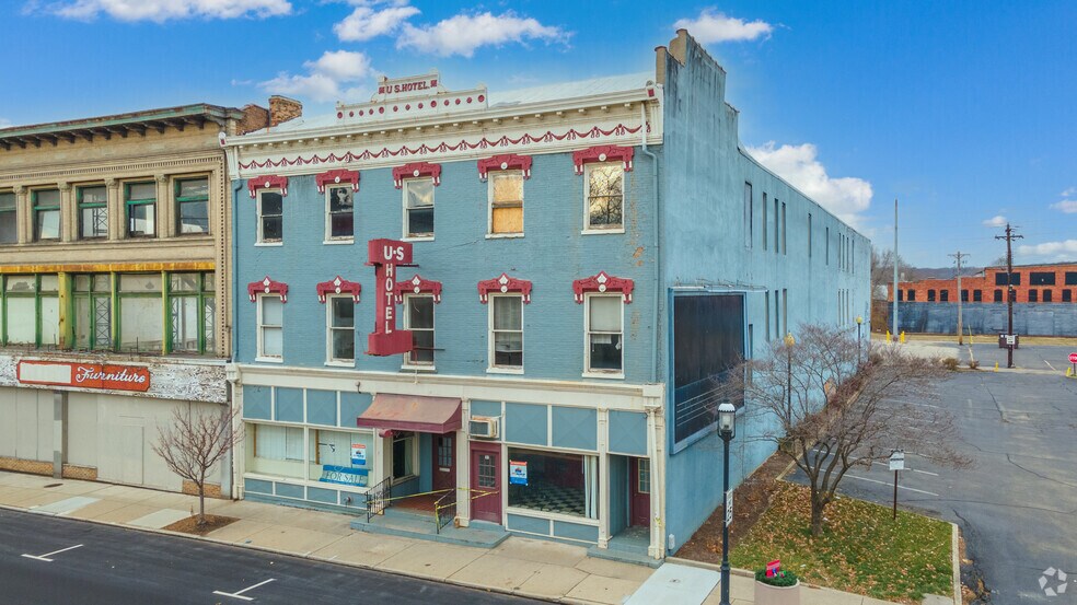 More Photos Of 34 S Main St, Middletown Storefront Retail Office For Sale
