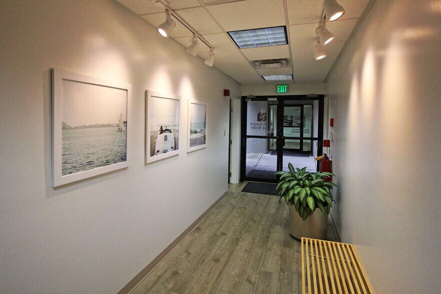More Photos Of 6112 Constitution Dr, Fort Wayne Office For Lease
