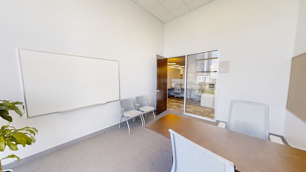 More Photos Of 1501 Biscayne Blvd, Miami Office Residential For Lease