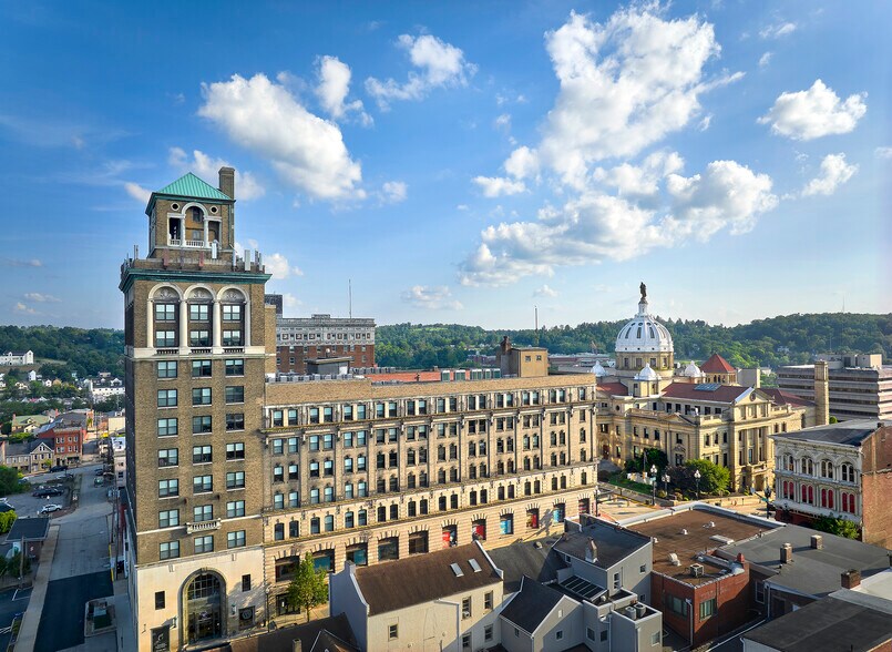 More Photos Of 6 S Main St, Washington Office For Lease